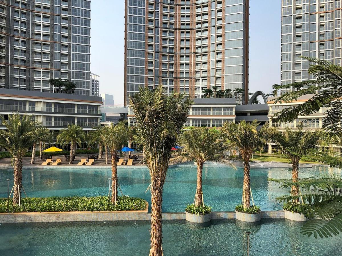 Gold Coast Apartemen Pik By Dluxx Cakarta Dış mekan fotoğraf
