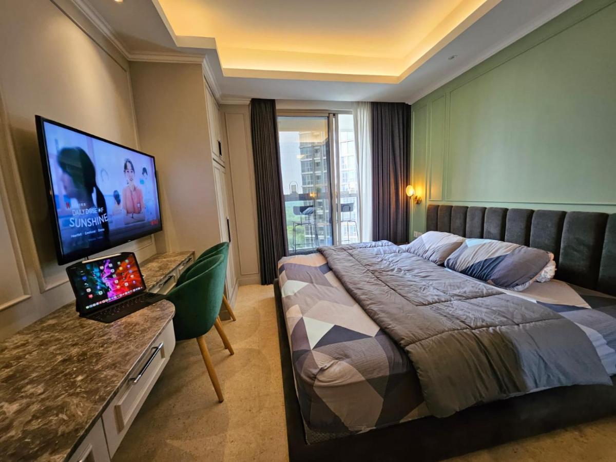 Gold Coast Apartemen Pik By Dluxx Cakarta Dış mekan fotoğraf
